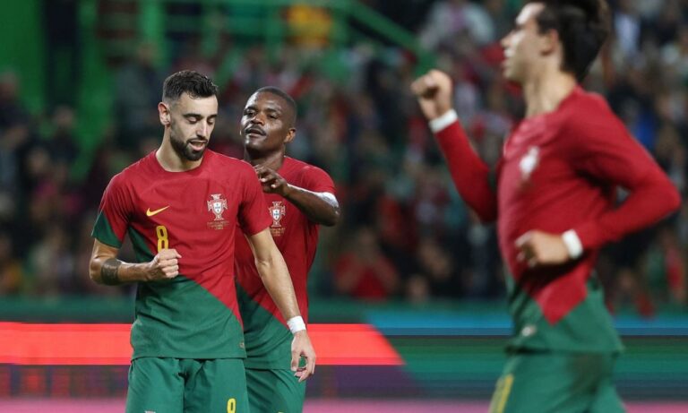 Fernandes Nets Brace As Portugal Edge Past Nigeria