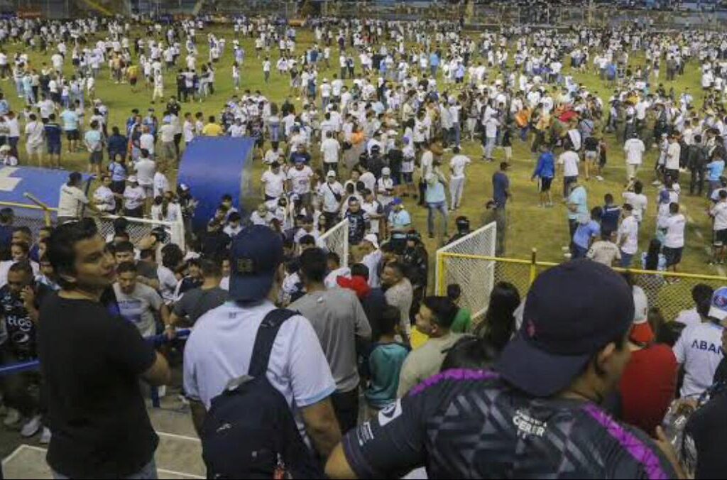 El Salvador stadium stampede