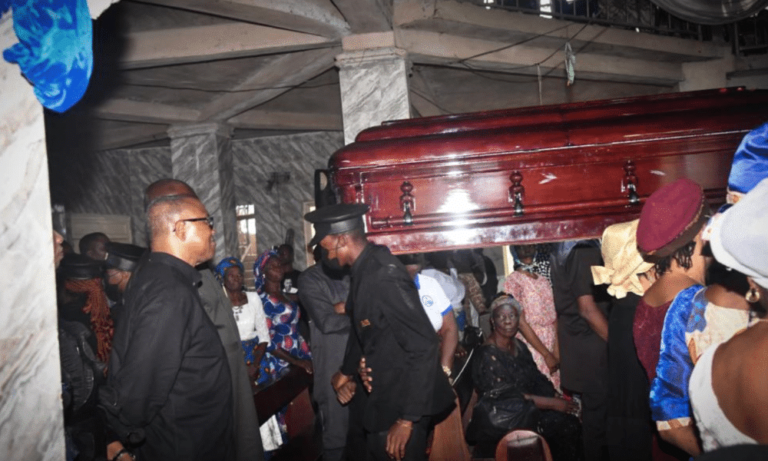 Peter Obi Joins Family As Labour Party's Governorship Aspirant Is Laid To Rest