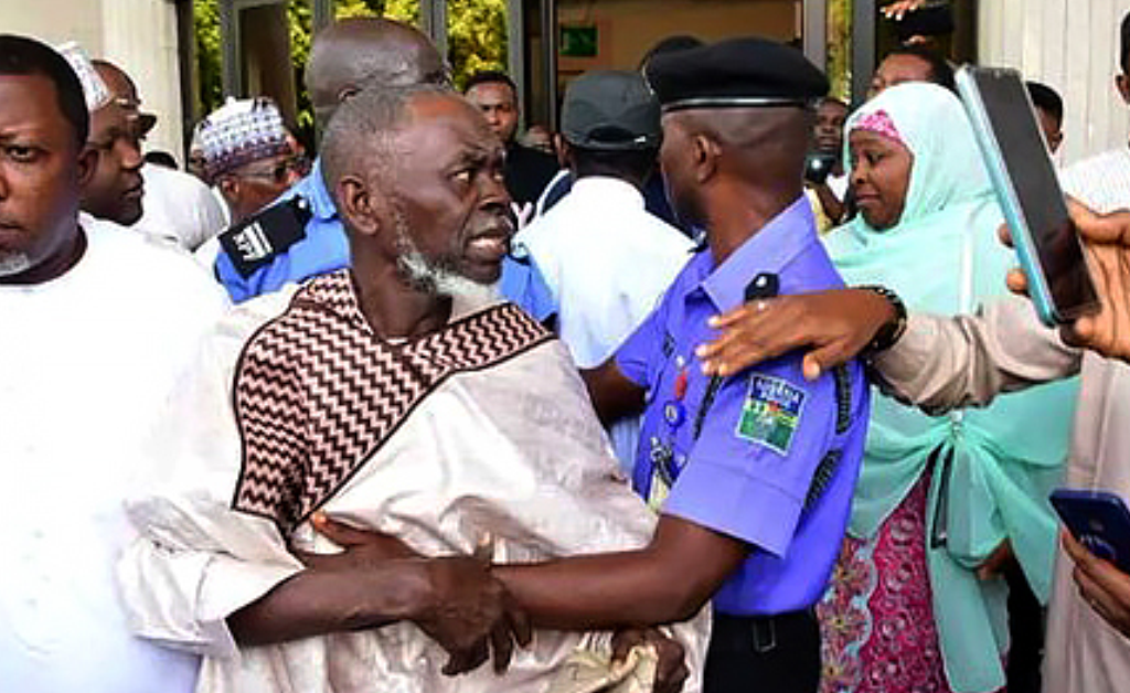 Lamidi Apapa escorted from court by police