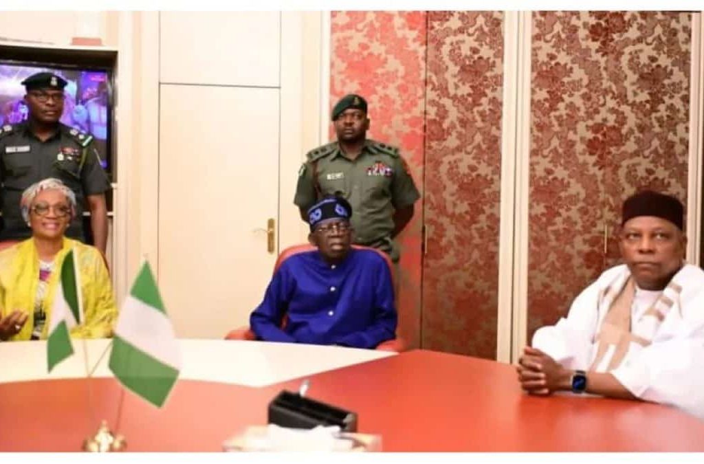 Remi Tinubu's Presence At President's Meeting With Emefiele, Kyari Sparks Reactions