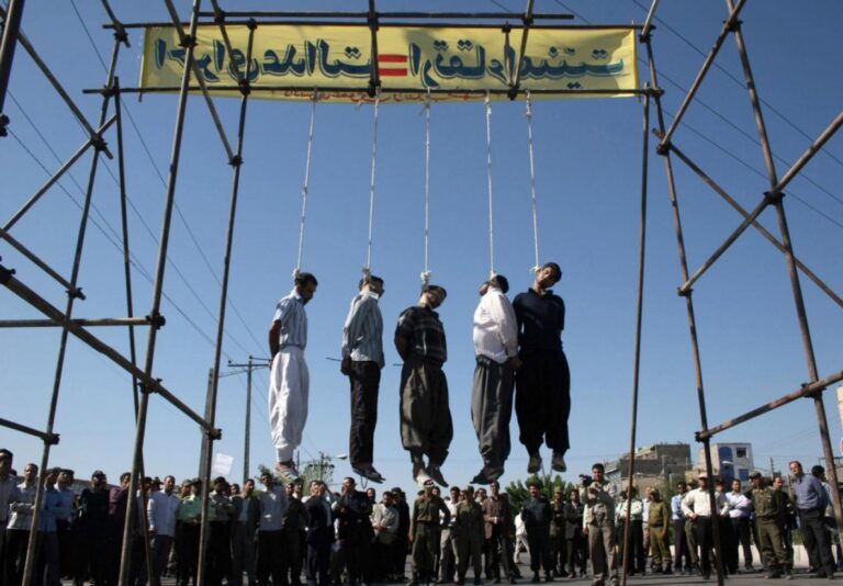 IRAN PUBLIC EXECUTION