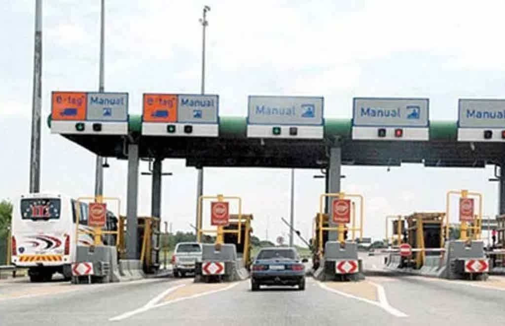 FG okays re-opening of Seme border for vehicle importation