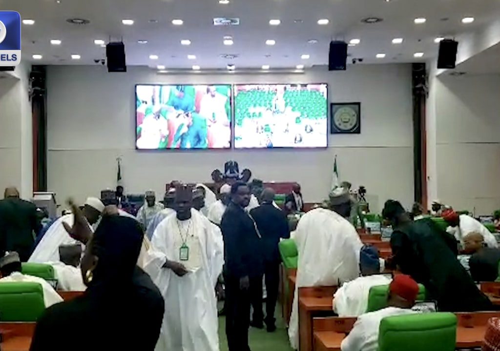 [JUST IN] 10th National Assembly Inauguration: Senators Counter Yari's Nomination