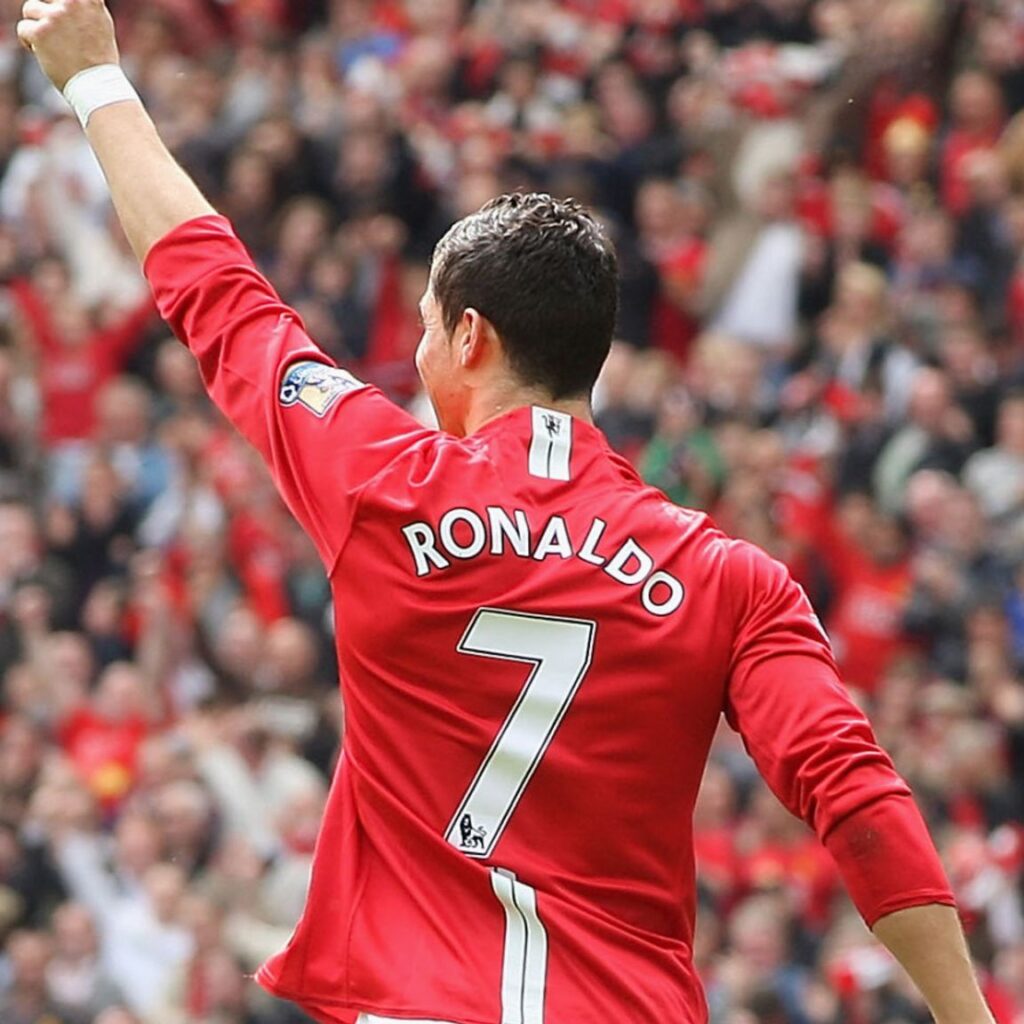 Transfer: Man United may give Ronaldo's No. 7 shirt to Chelsea star