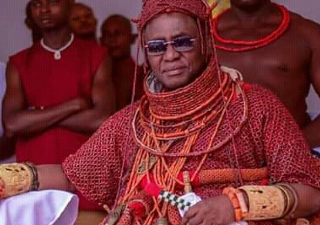 You're a disappointment - Oba of Benin tackles Buhari's Minister, Agba