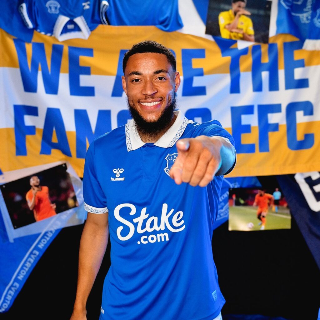 Arnaut Danjuma Joins Everton From Villarreal