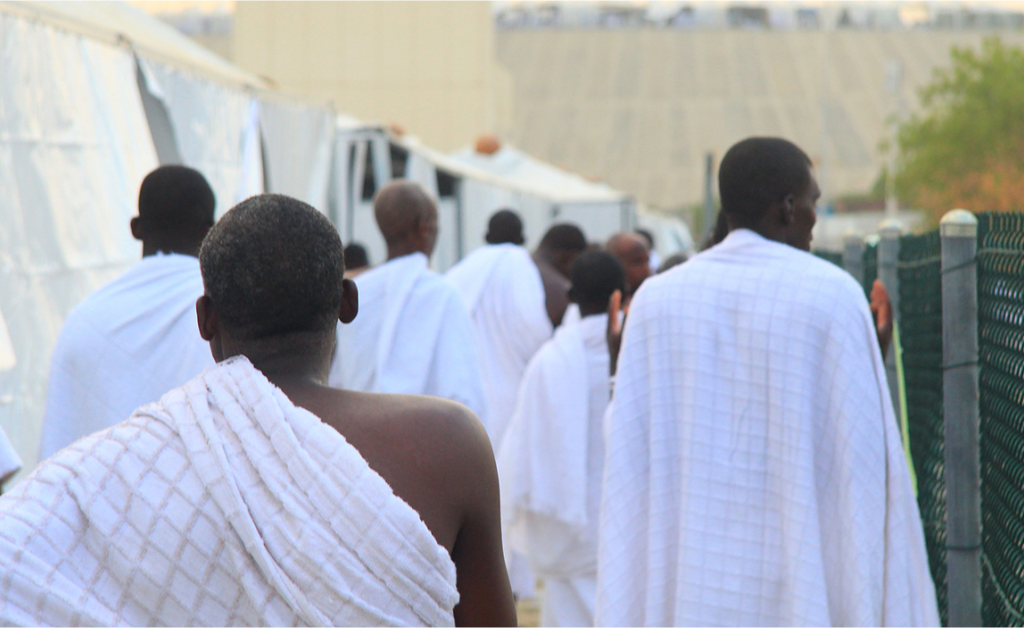 Nigerian pilgrims used to illustrate the story