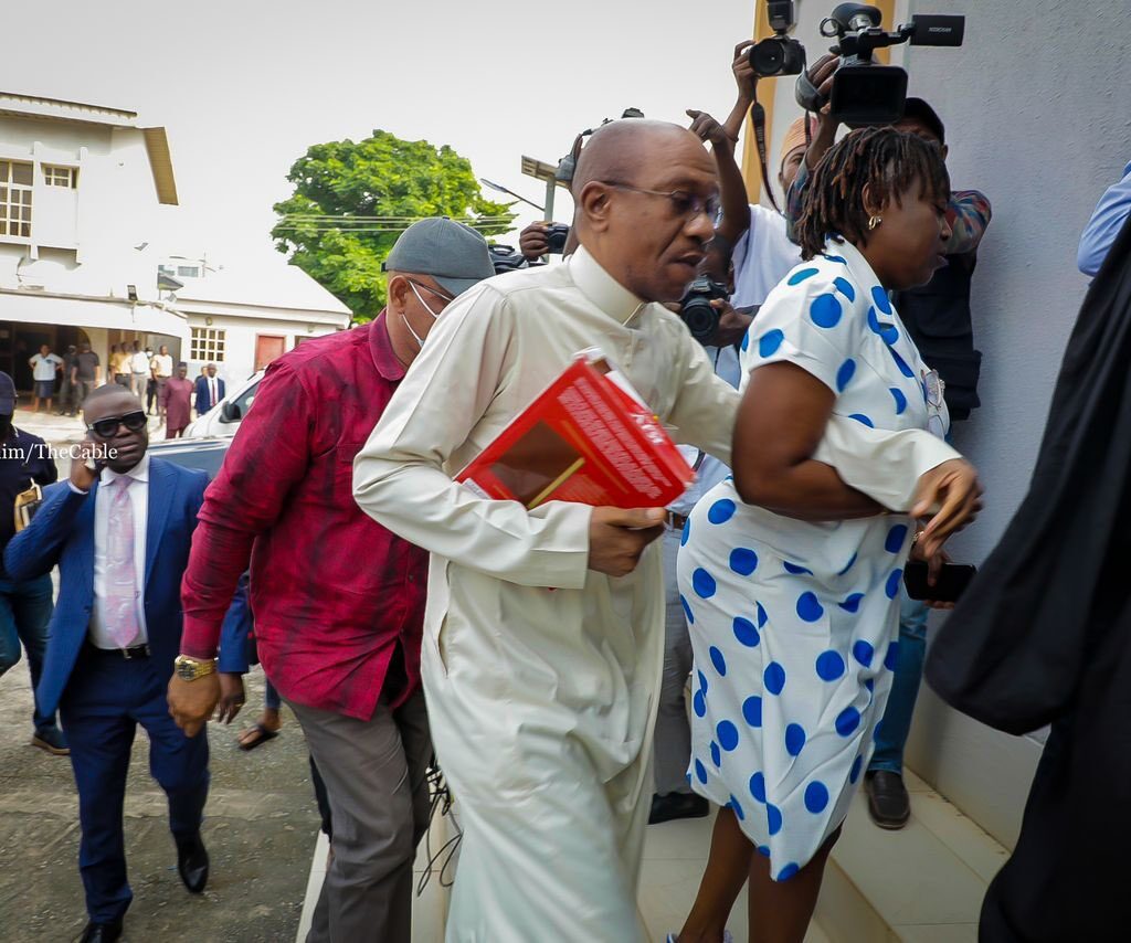 Moment Emefiele Arrived In Court (Photos)