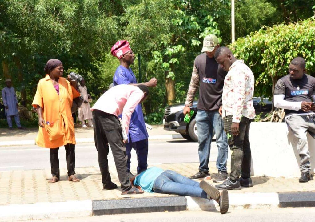 Lady Collapses At Solidarity Venue As Tribunal Delivers Judgement