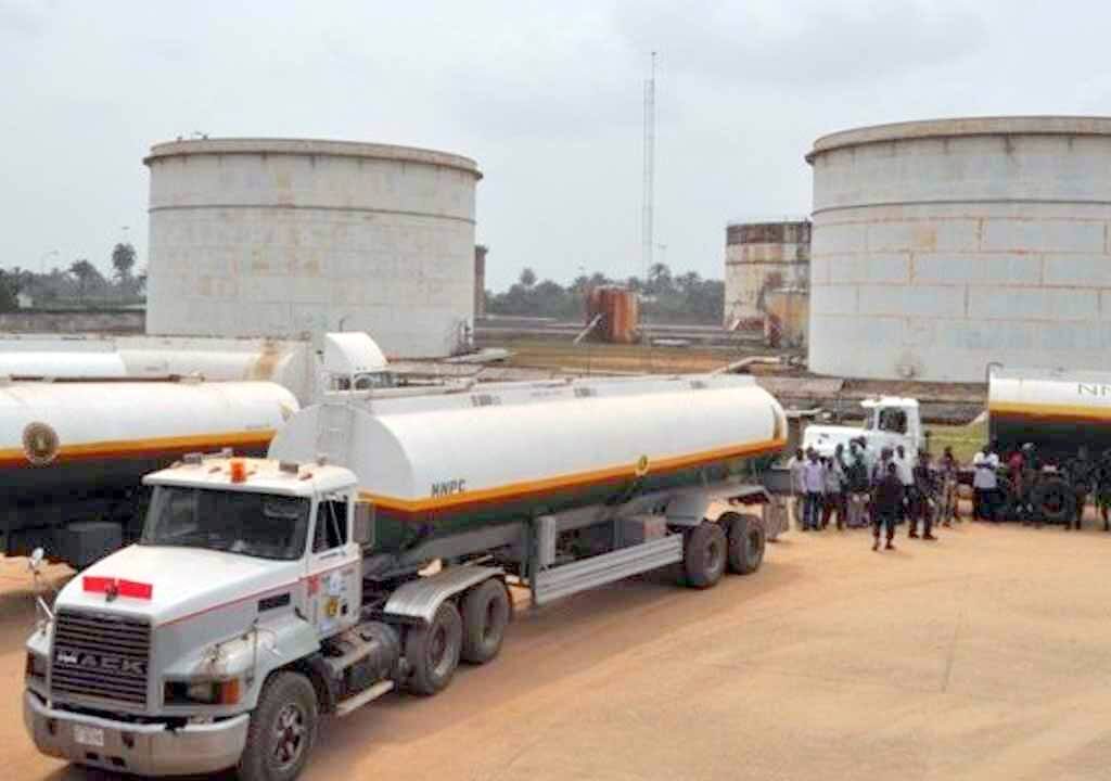 Fuel subsidy: Oke-Oyi NNPC depot, Ilorin, now deserted