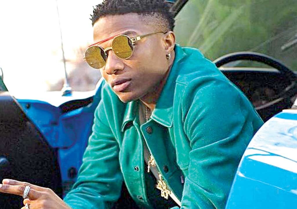 'It's deepest pain I’ve ever felt in life' - Wizkid breaks down at mother’s funeral