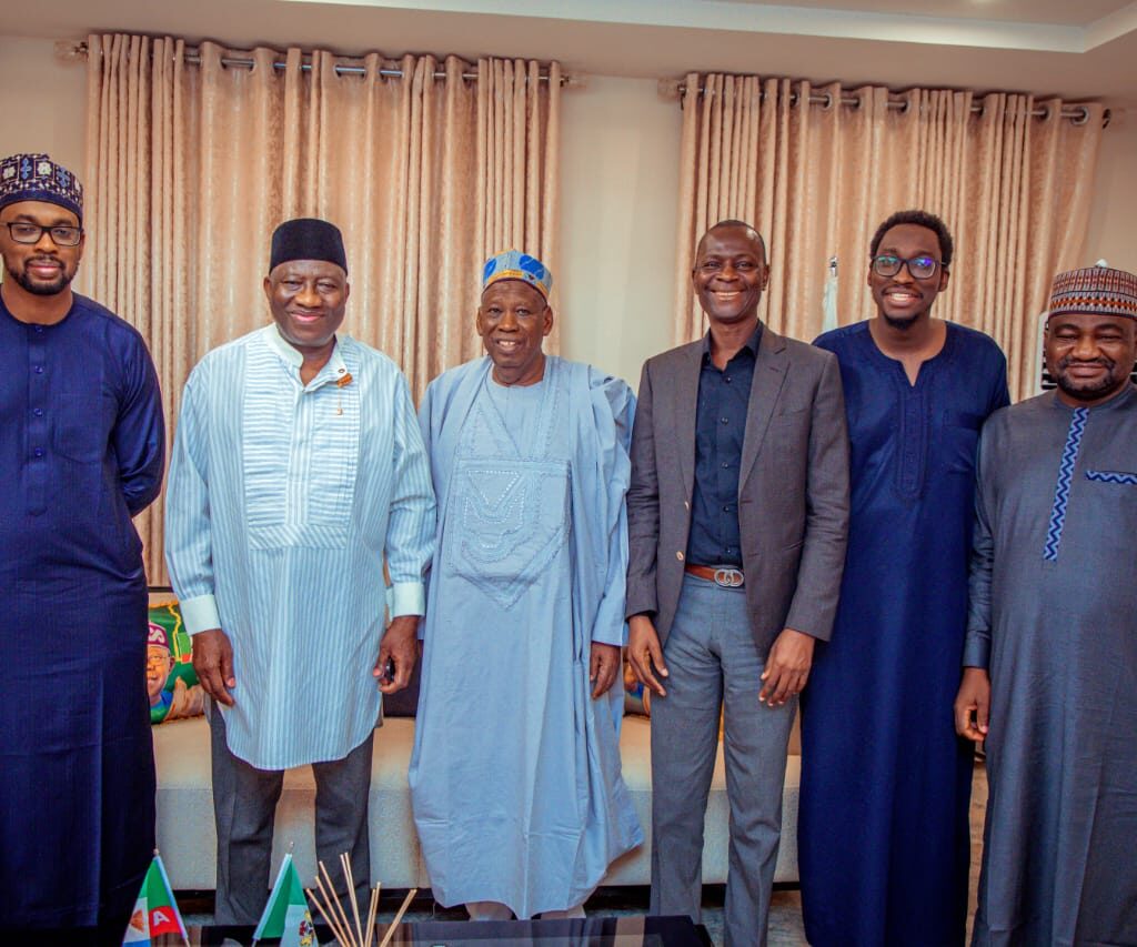 Goodluck Jonathan visits APC Nat'l Chairman, Ganduje [Photos]