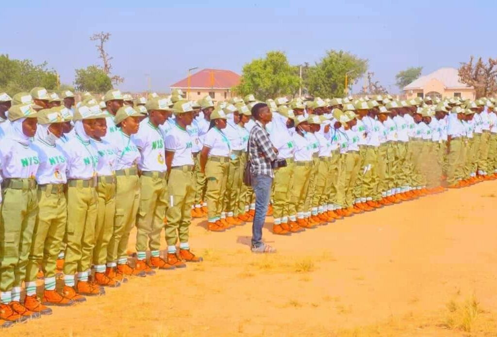 Gov. Buni charges Corps members to be patriotic, law-abiding