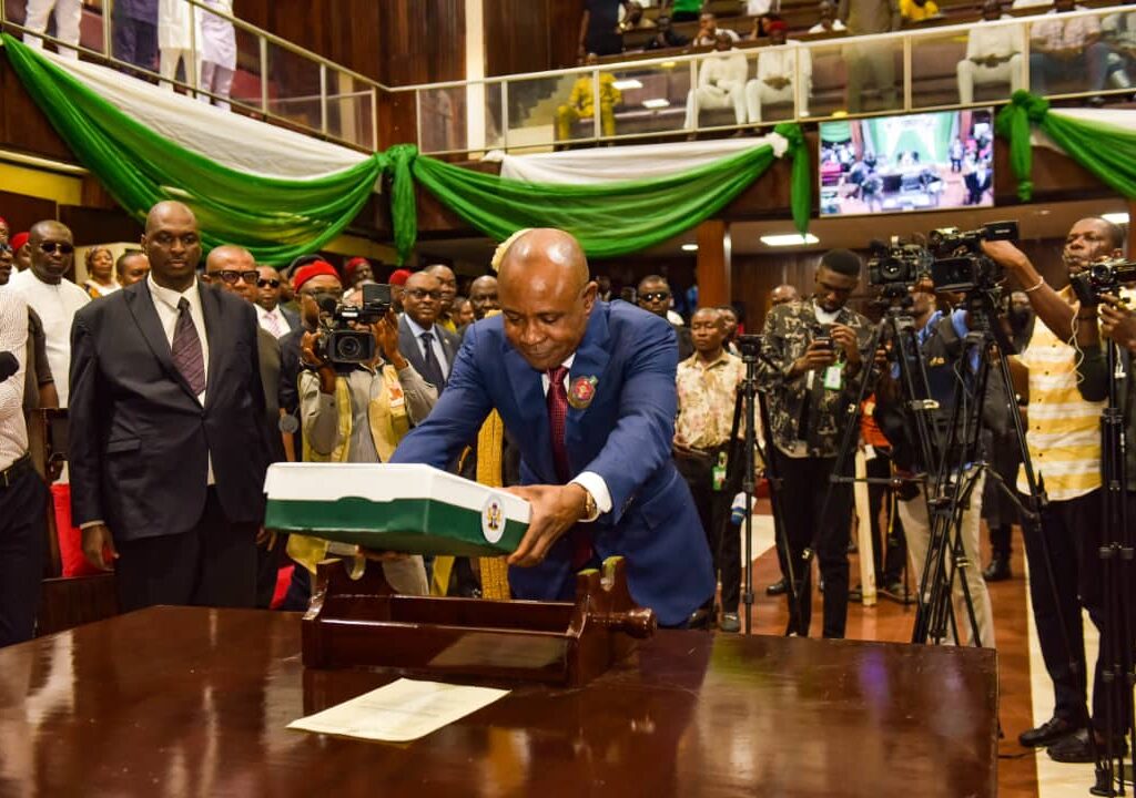 Enugu: Teachers, economist laud Gov Mbah on 2024 budget