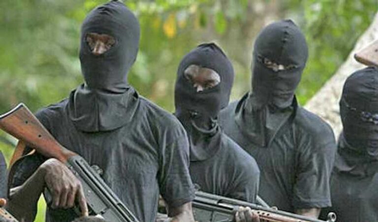 Gunmen invade security outfit, kill female operative, injure others in Ebonyi