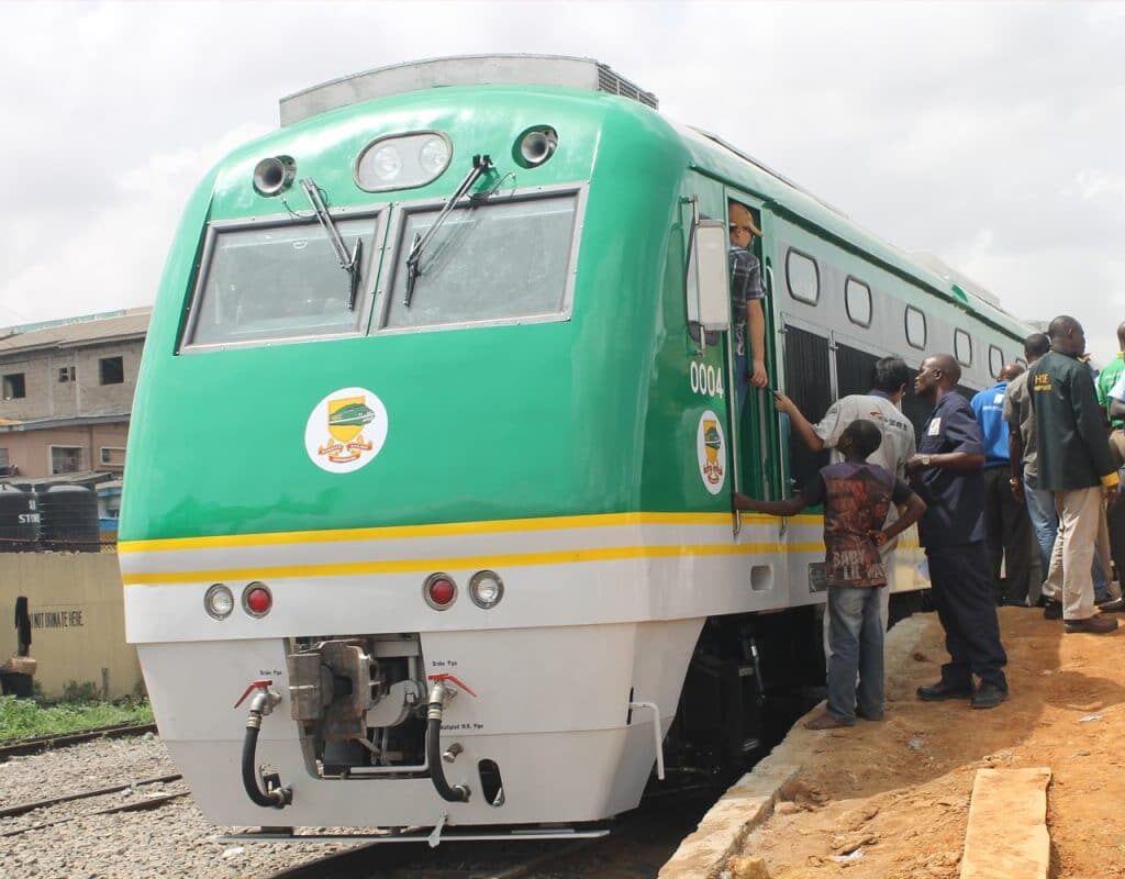 Nigerian govt announces extension of free rail services for citizens