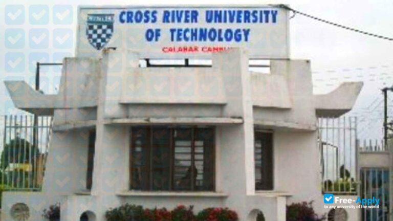 Protests rock Calabar varsity over nonpayment of staff salaries