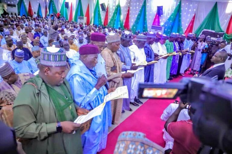 Zulum swears in special advisers, LGA chairs, perm secs in Borno