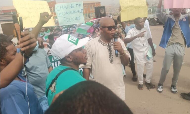 High cost of living: Osun youths take to streets of Osogbo in protest