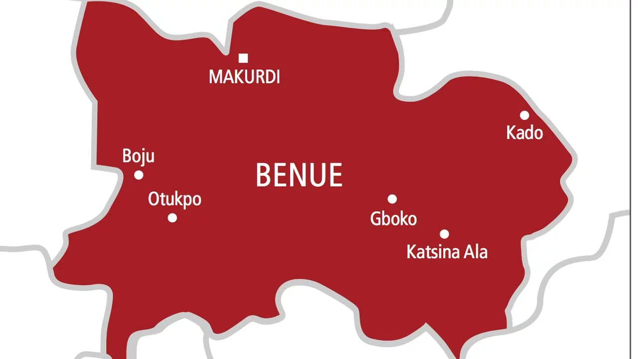 Houses razed as two Benue communities clash