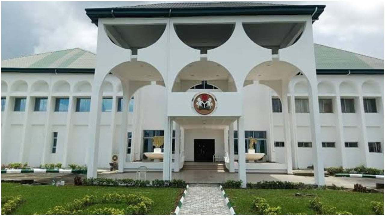 Abia Assembly intervenes as erosion threatens monarch's palace, police division, hospital