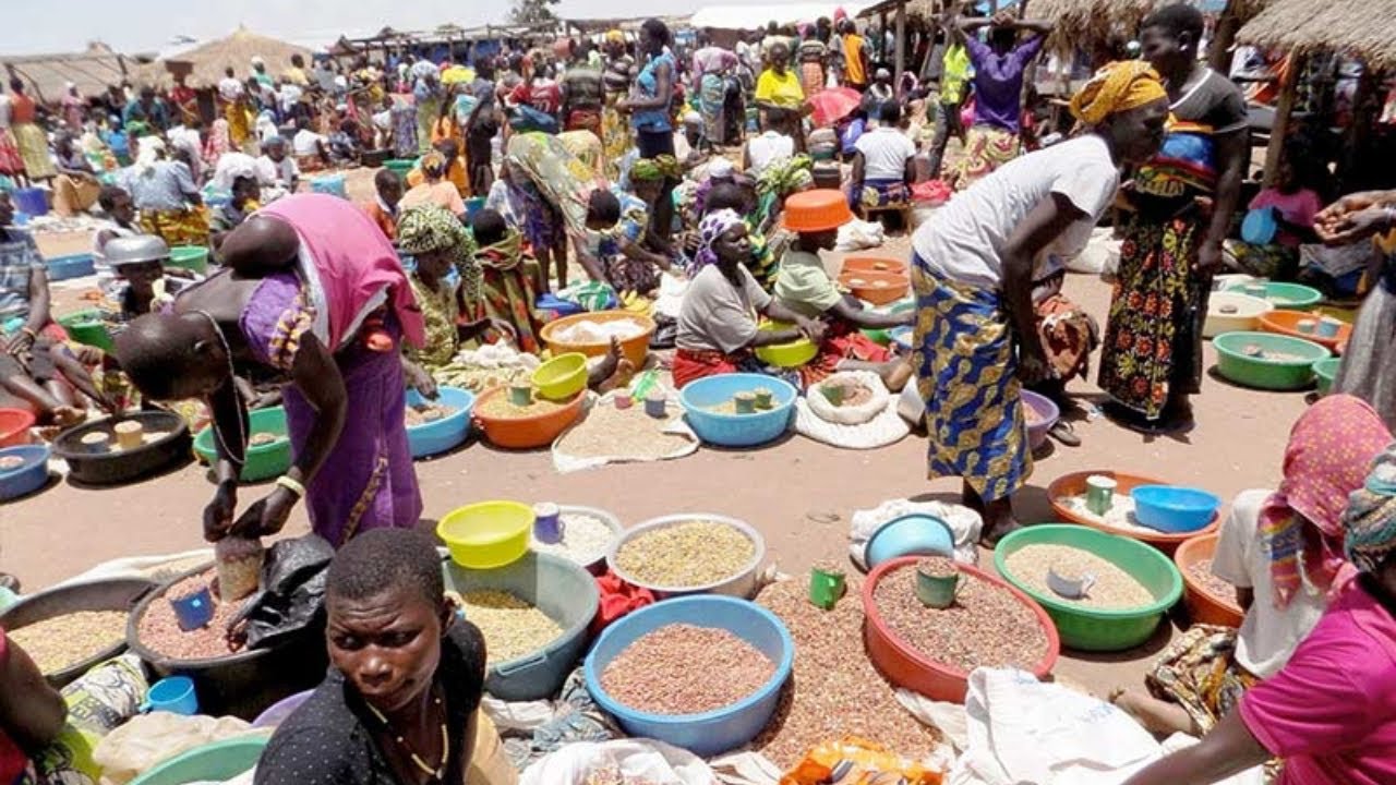 FCCPC warns against illegal practices at Kano grain market