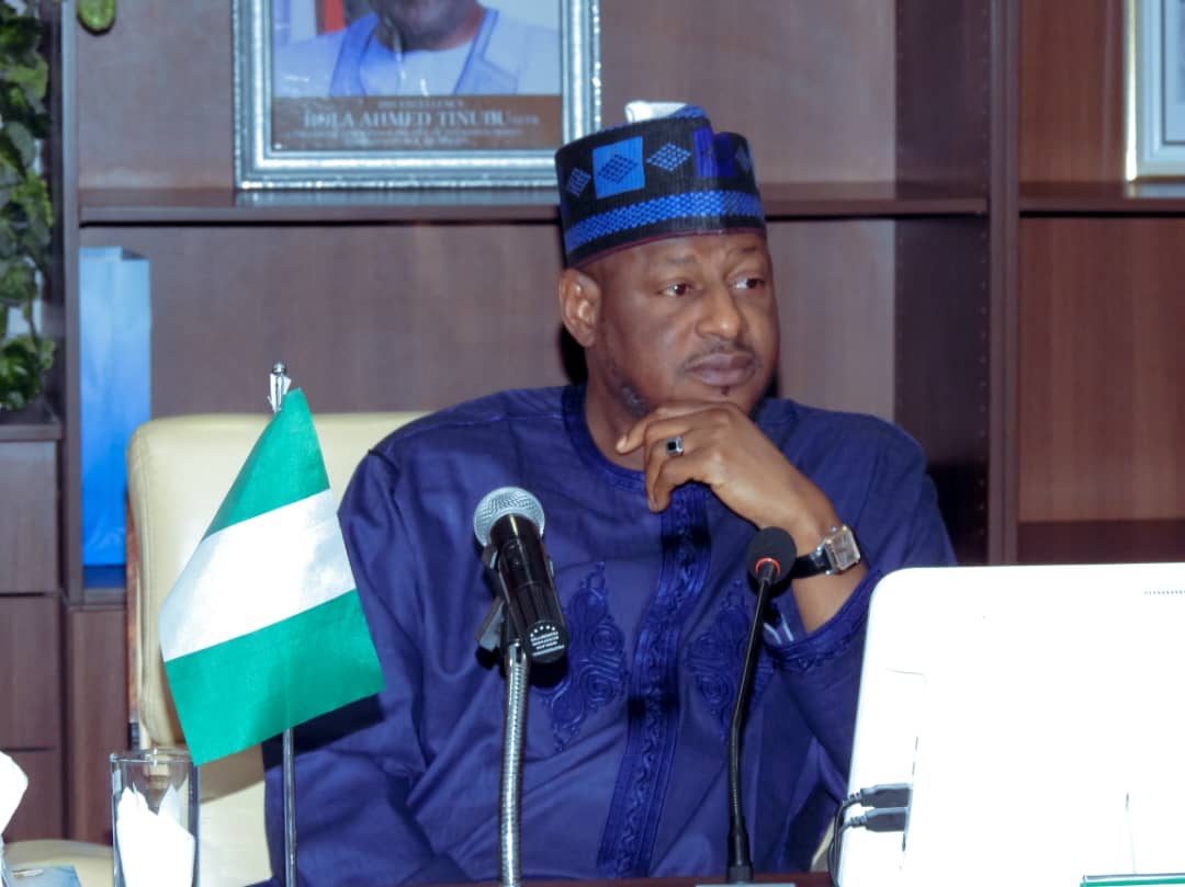 Katsina Gov, Umar Radda weeps as Buhari's remains finally laid to rest [VIDEO]